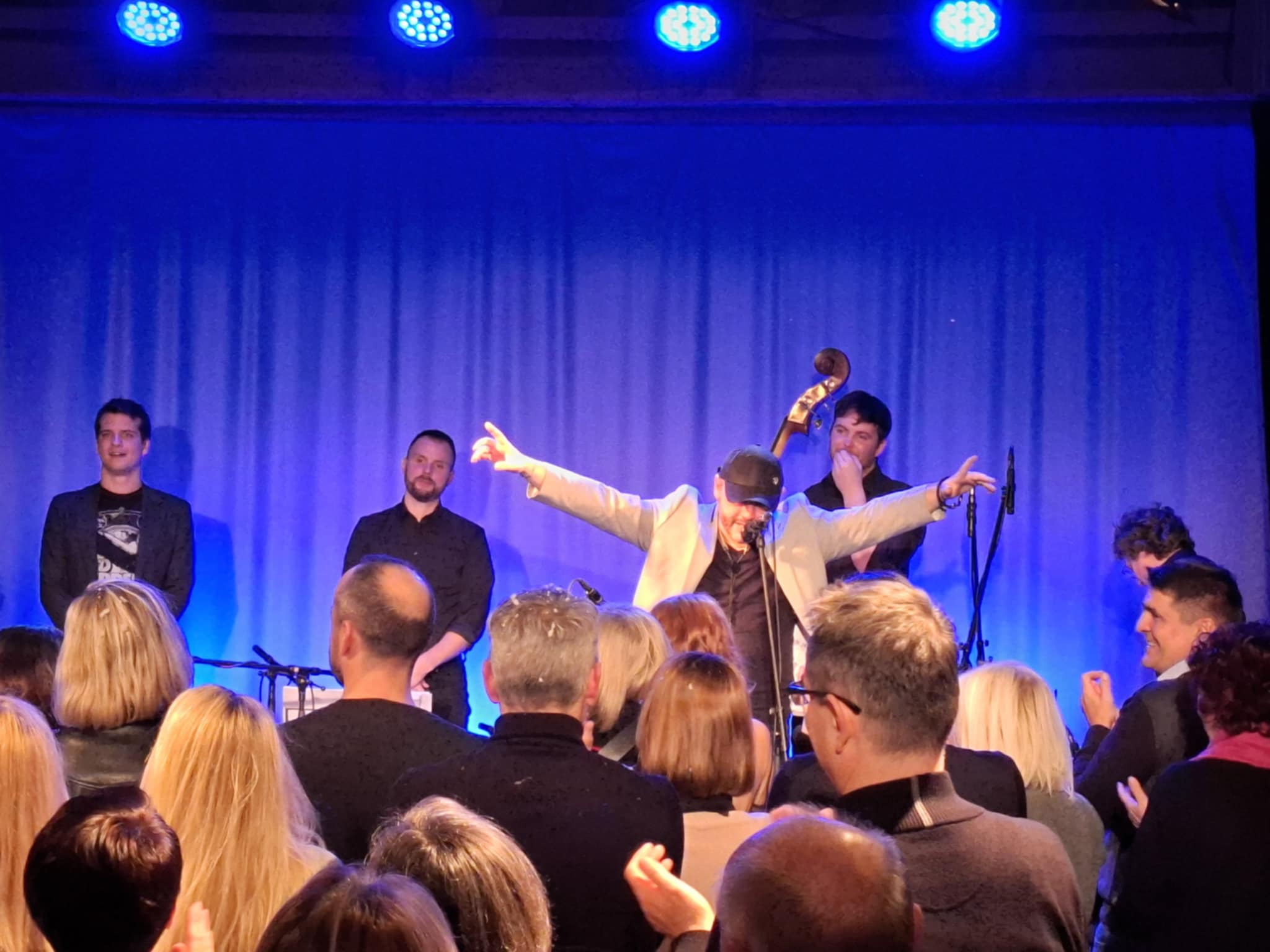 Messenger_creation_1F34507B-9C2E-4AB8-857D-9F1E8A47BCF1